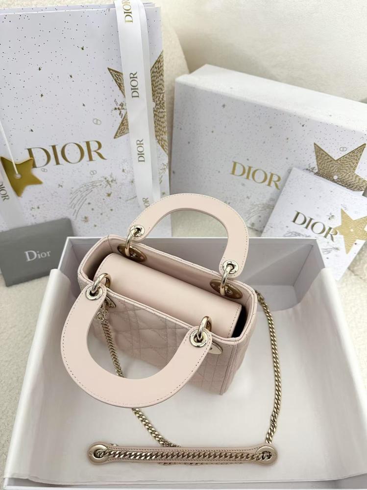 Lady Dior size 17 cm