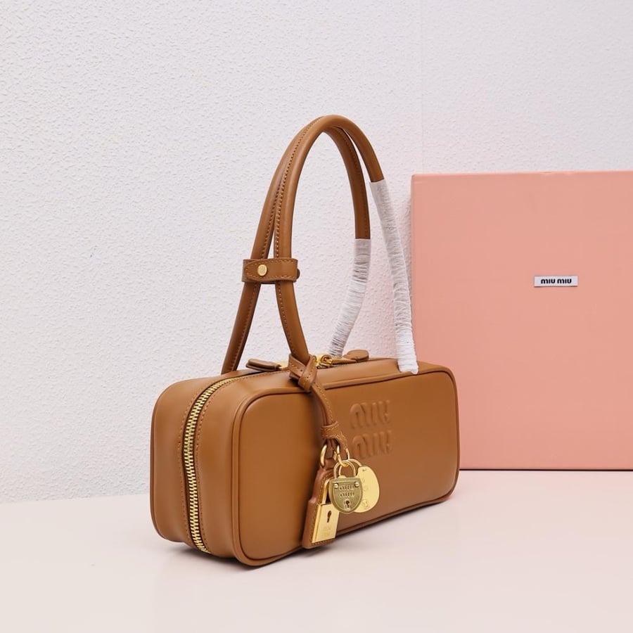 ميو ميو مقاس 28 cm