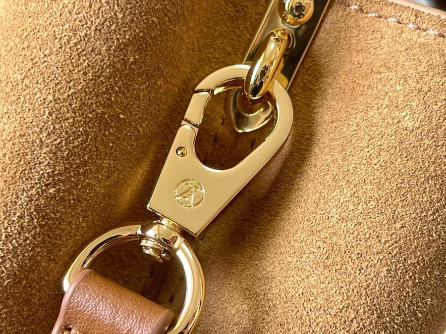 لوي فيتون مقاس 21/14 cm