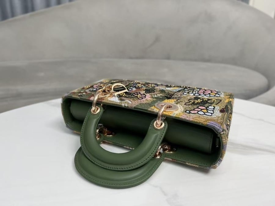 Lady De Joy size 26 cm