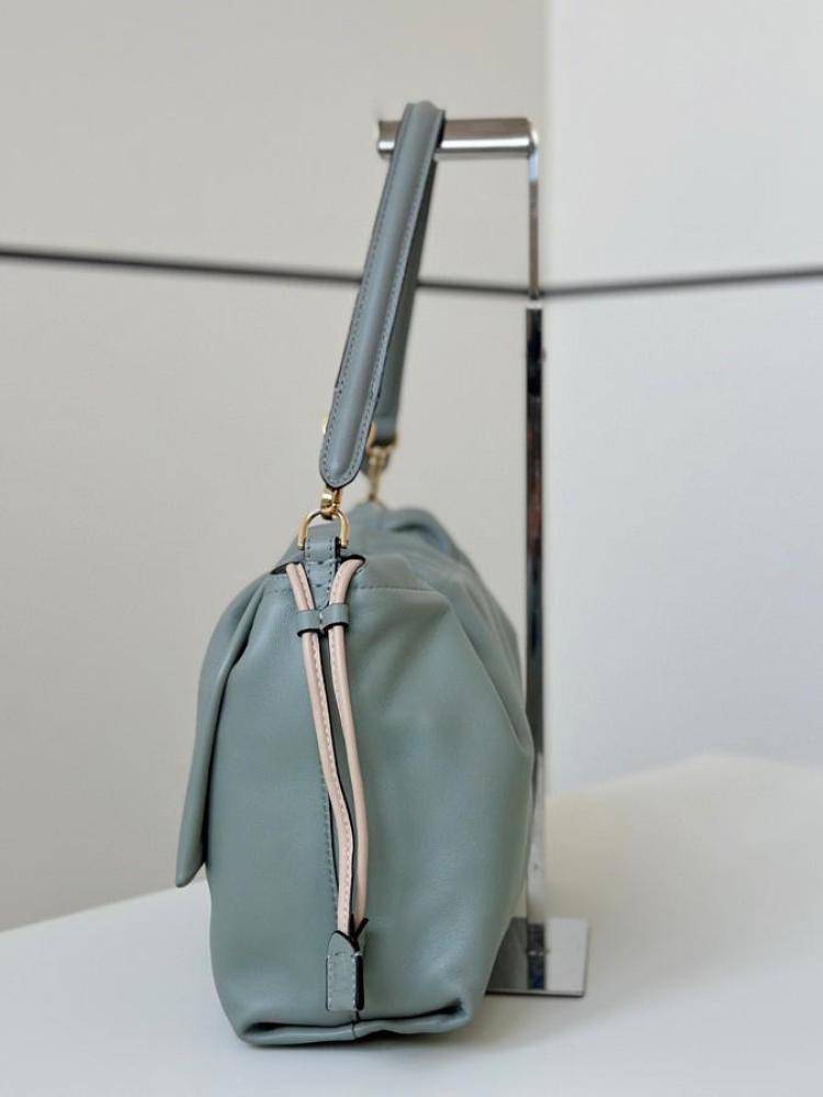 Fendi 32 cm size