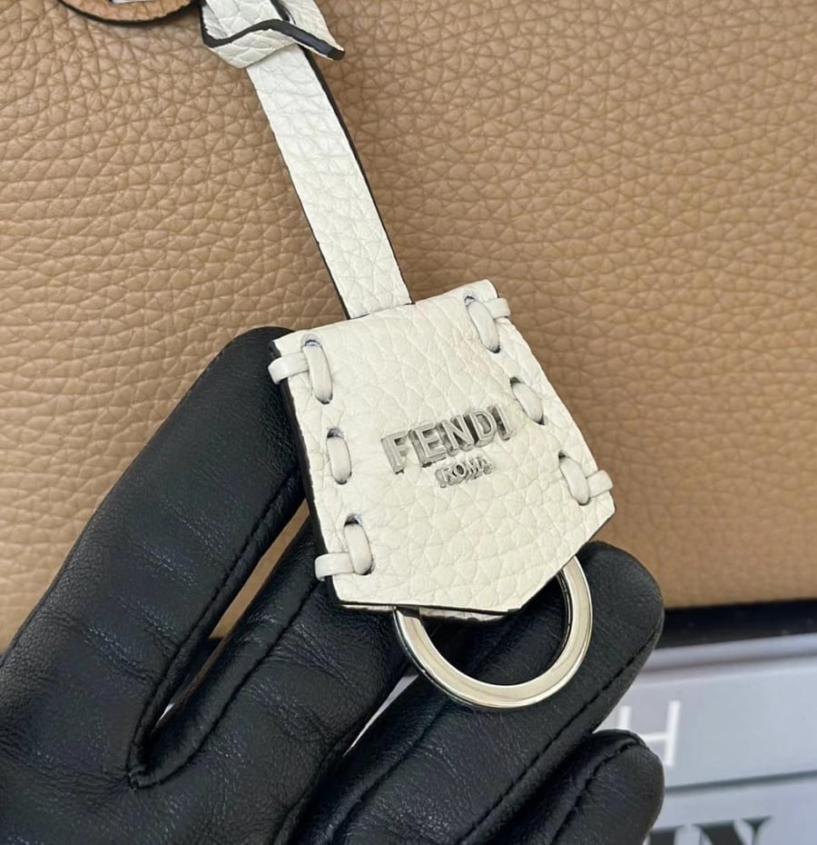 فندي مقاس 20/12 cm