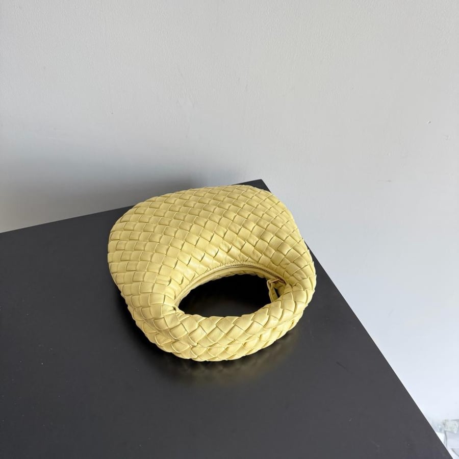 بوتيغا مقاس 26/22 cm