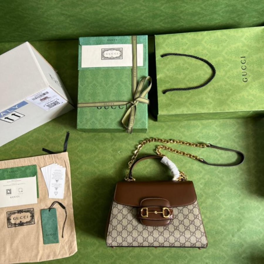 Gucci size 29 cm