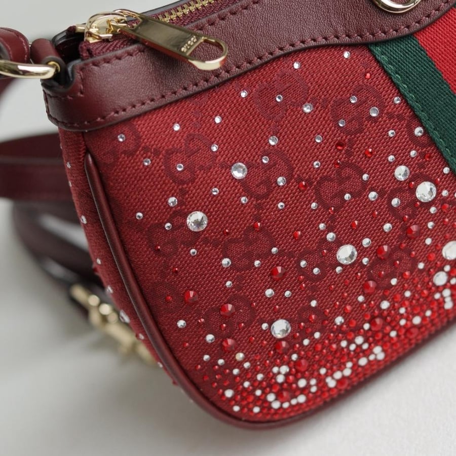 Gucci 26 cm size