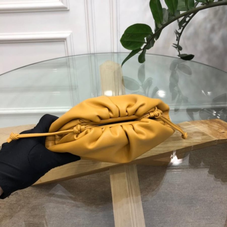 Bag size 22 cm