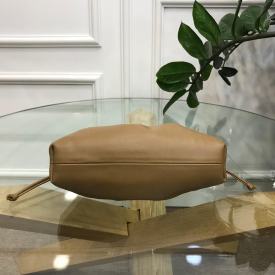 Bag size 22 cm