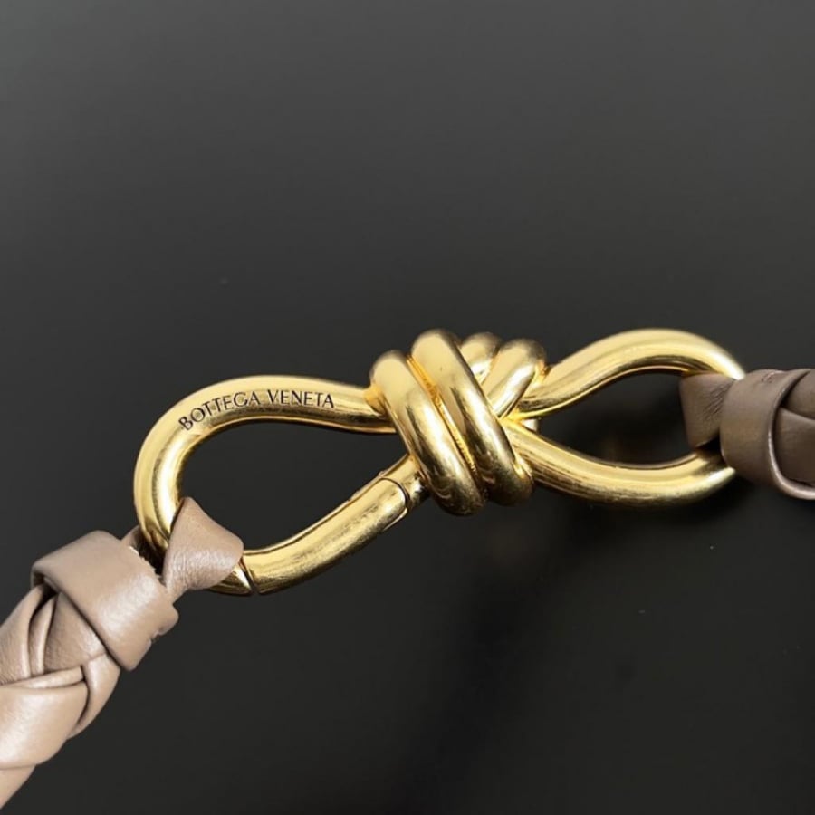 Bottega size 32 cm