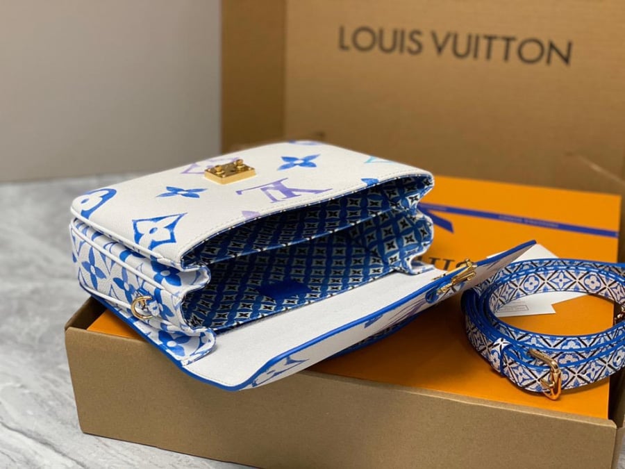 Louis Vuitton size 25 cm