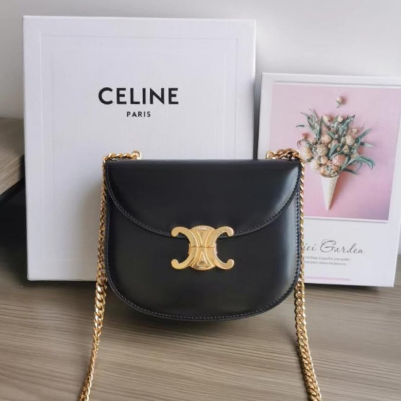 Celine size 19 cm