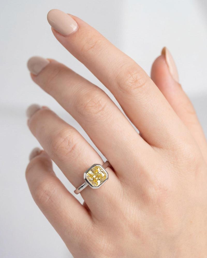 Square fancy ring