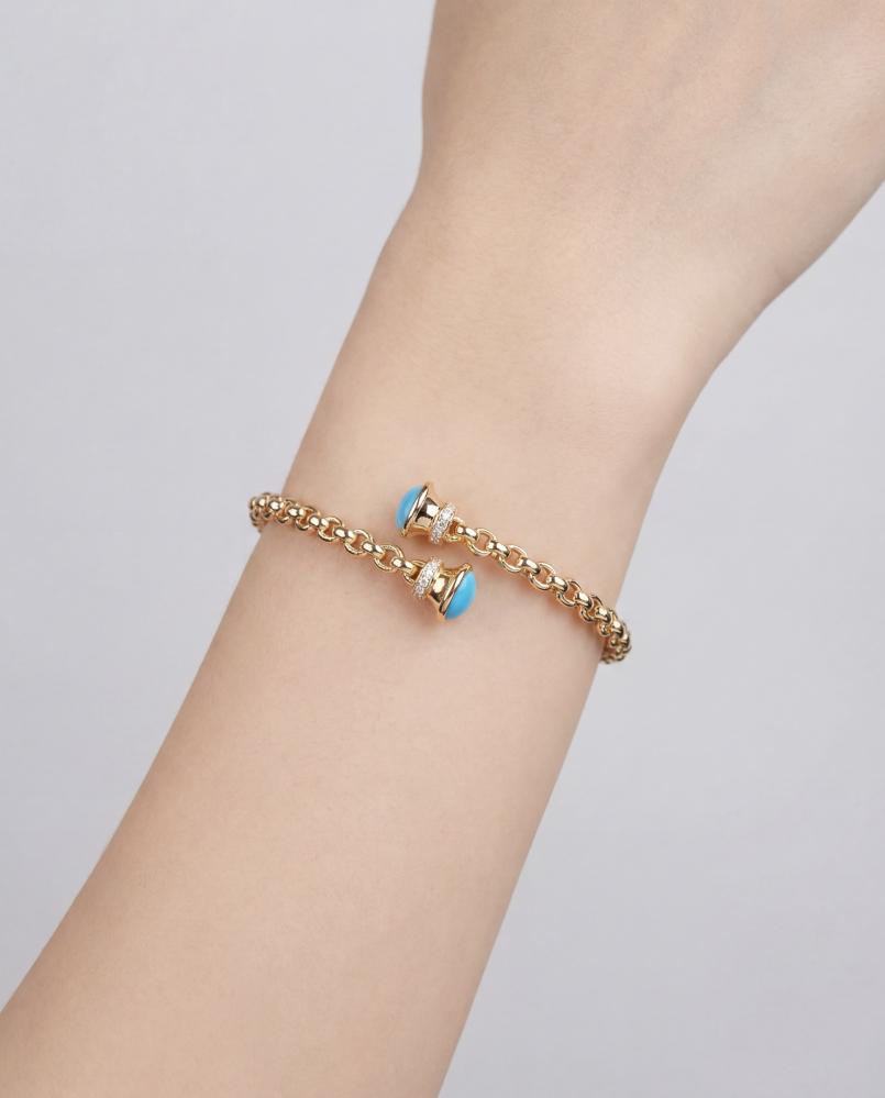 Gold bracelet turquoise