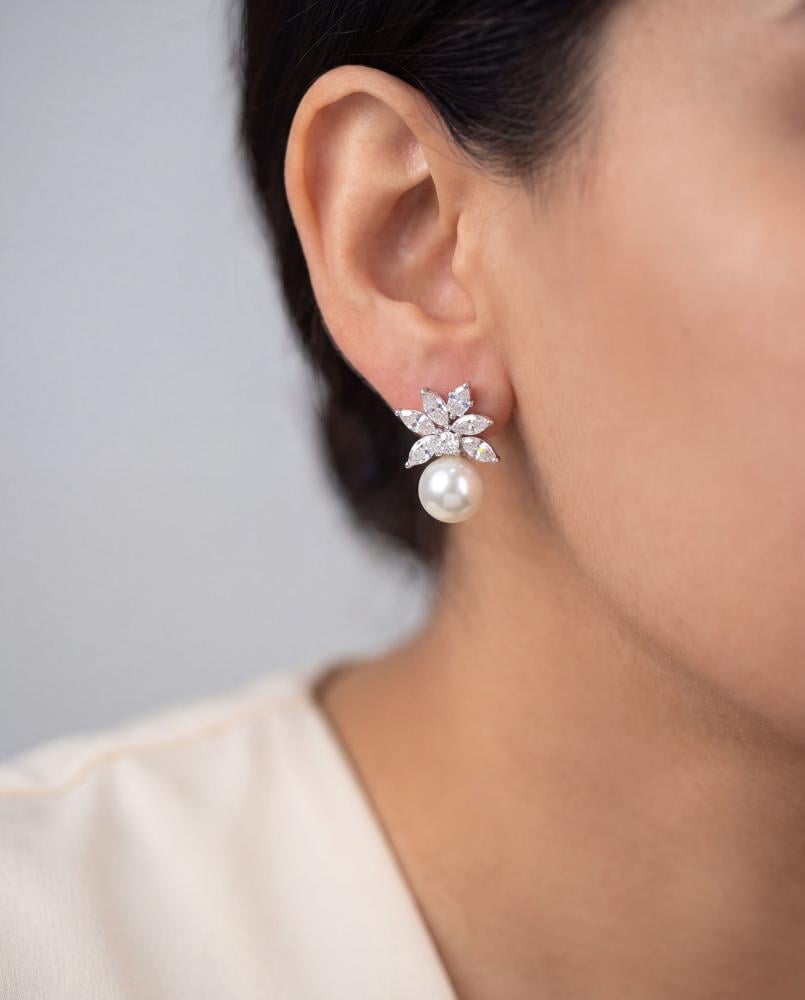 حلق لؤلؤ انيق