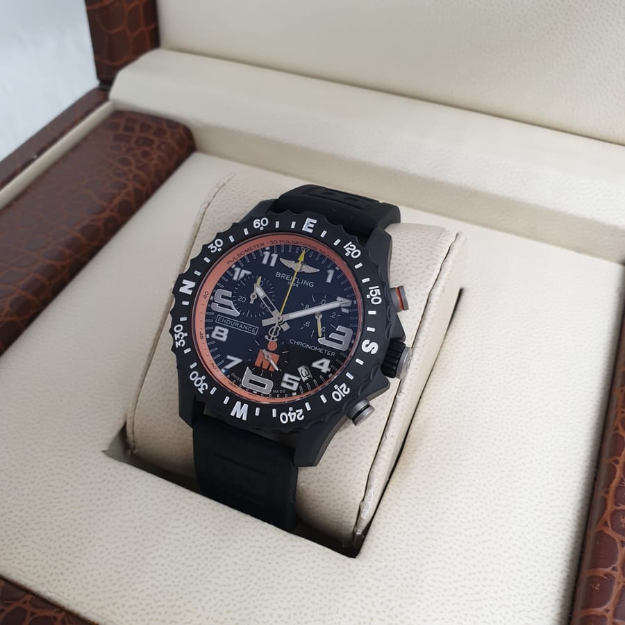 ساعة بريتلينغ breitling