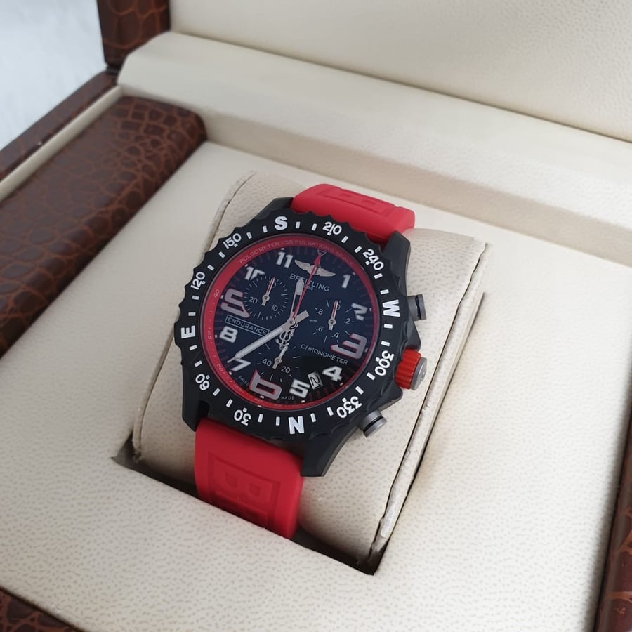 ساعة بريتلينغ breitling
