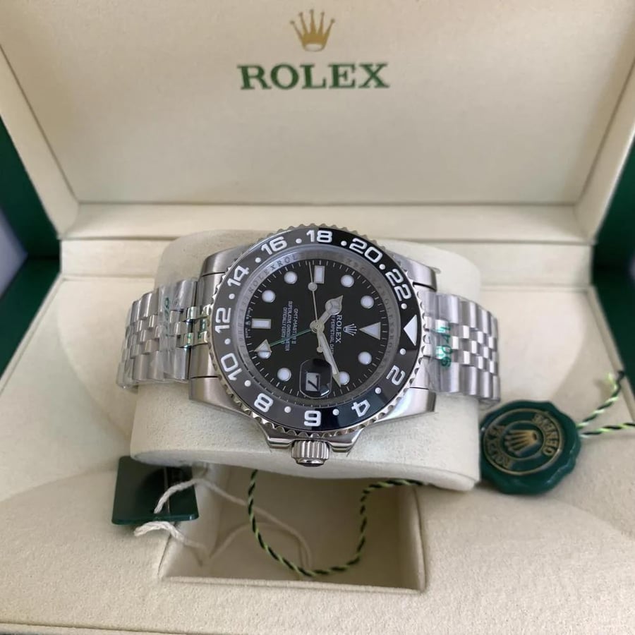 New Rolex watch of Bruce Wayne