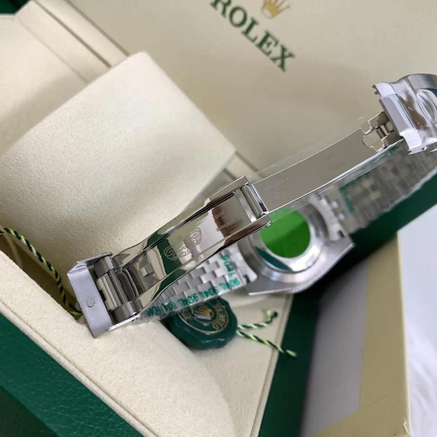 New Rolex watch of Bruce Wayne