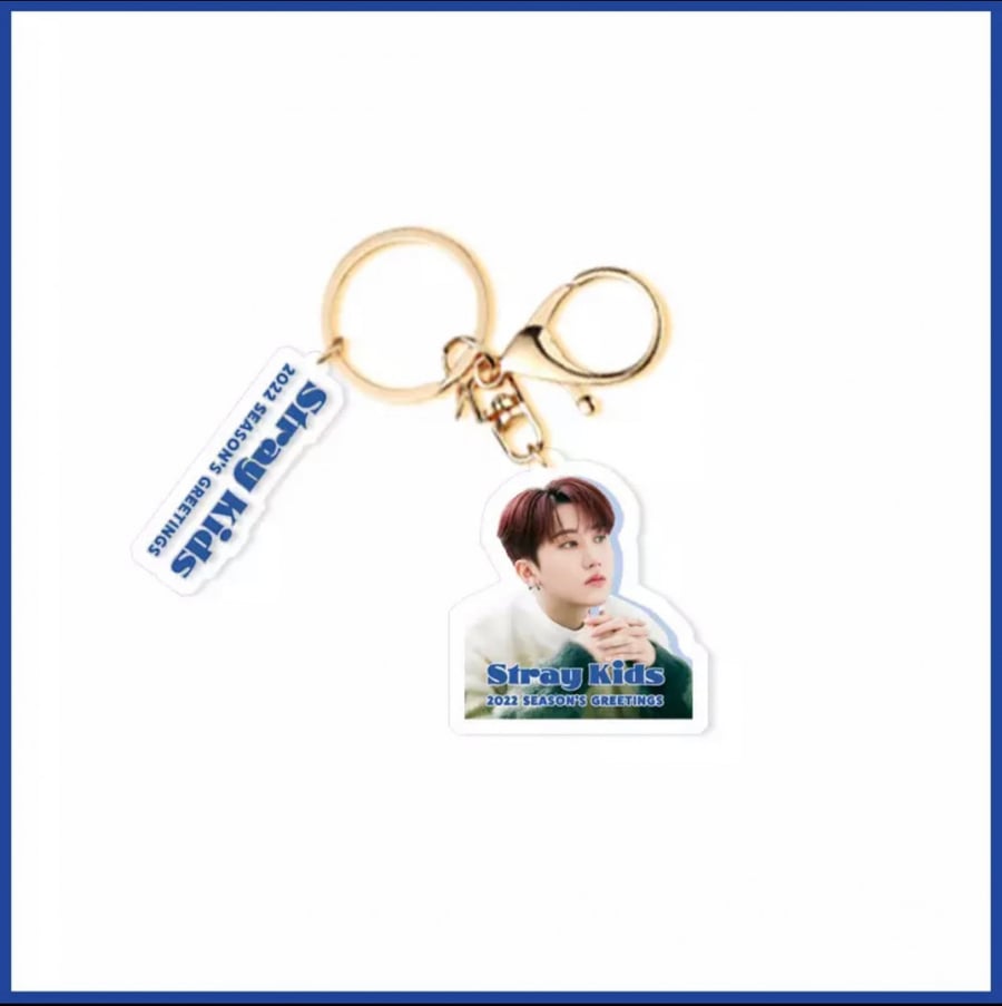 ميدالية changbin - seasons greeting