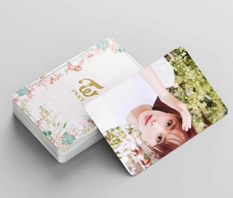 Twice فوتوكارد (More & More)