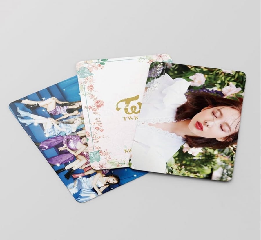 Twice فوتوكارد (More & More)