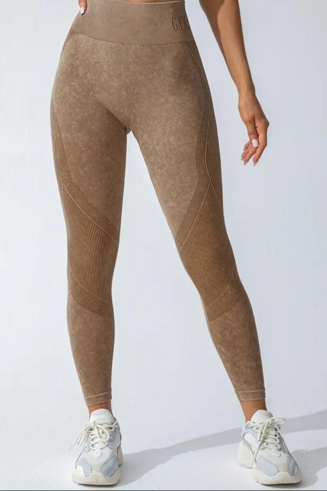 High-waisted trousers