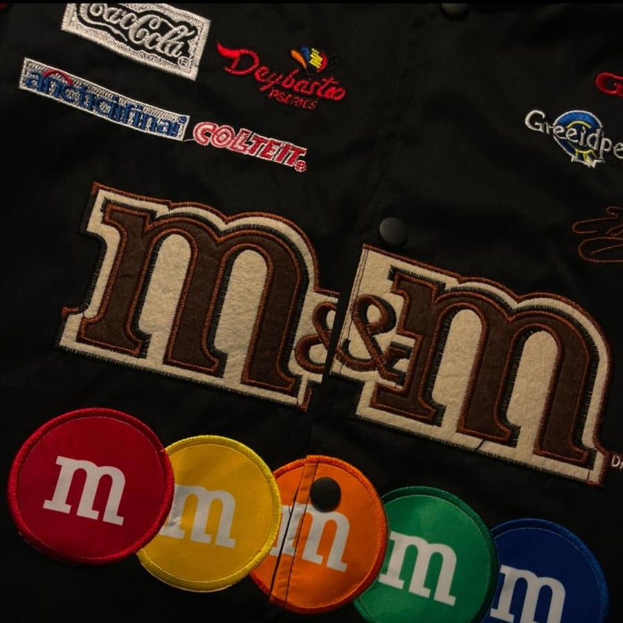 جاكيت m&m
