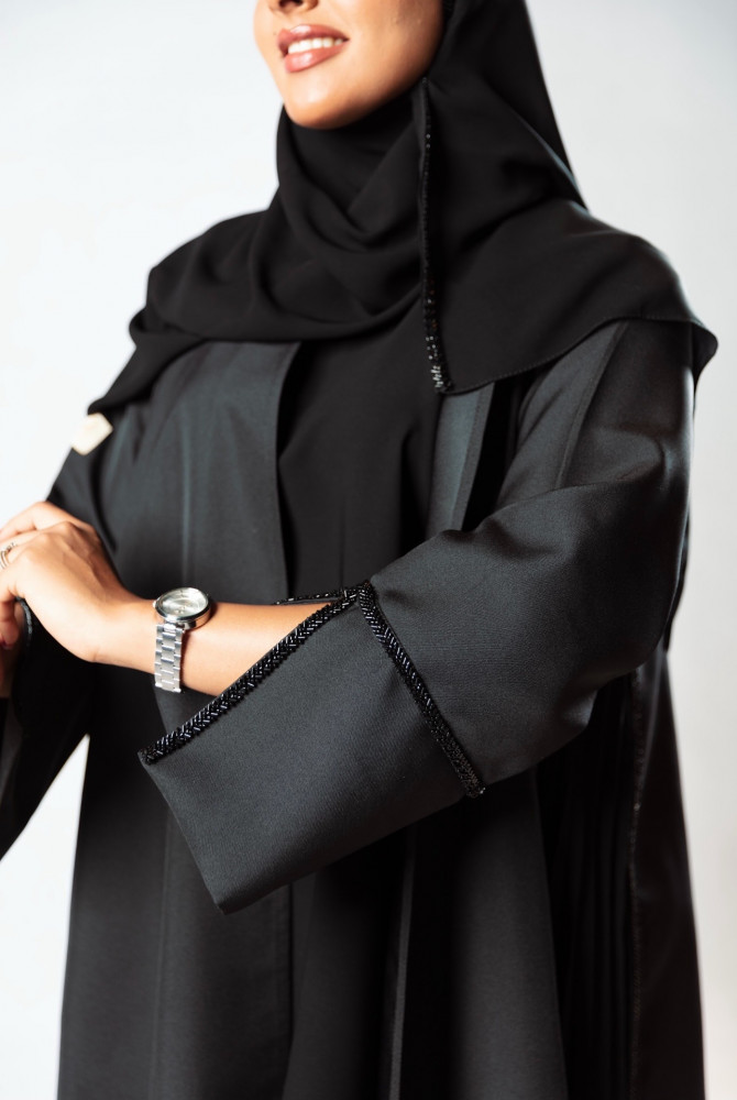 01 أسود