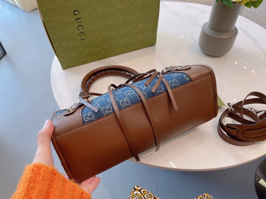 HANDBAG