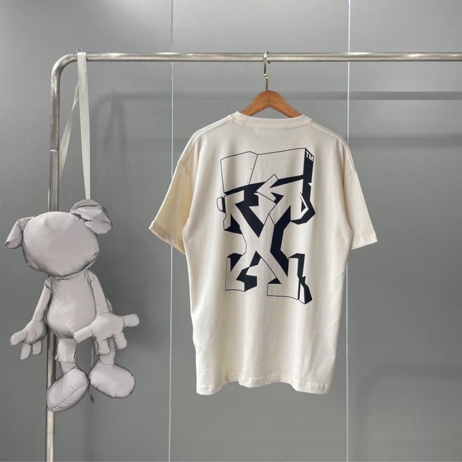 OFF-WHITE
