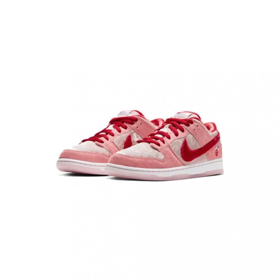 Dunk Low Strangelove
