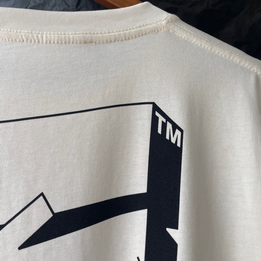 OFF-WHITE