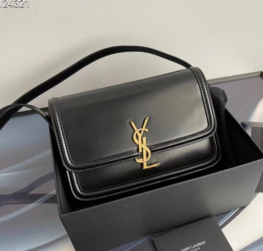 SAINT LAURENT