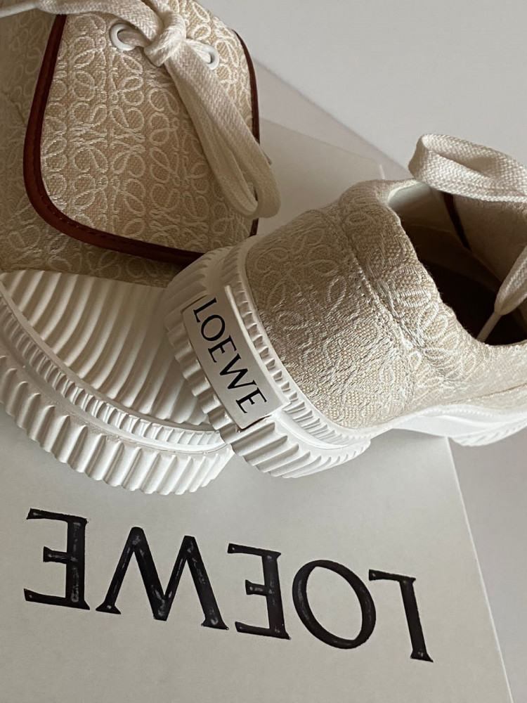 Loewe