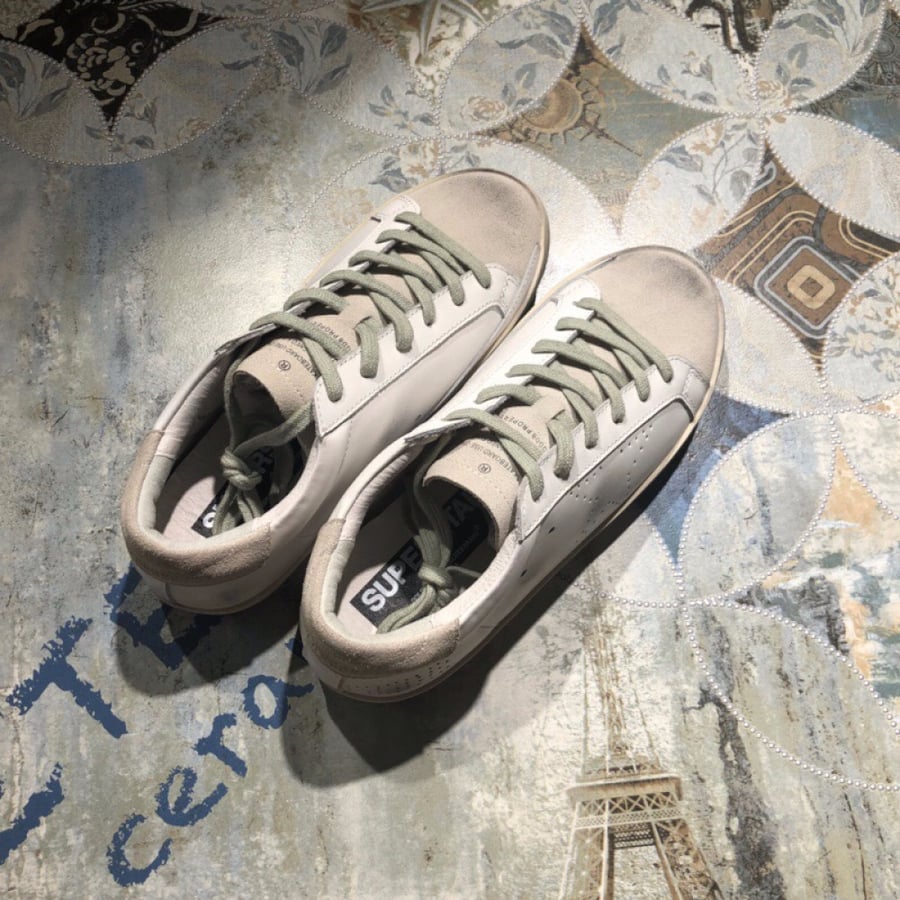 Golden Goose Deluxe