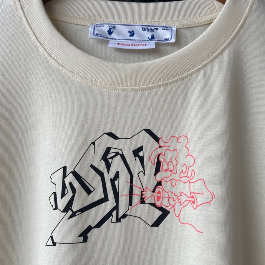 OFF-WHITE