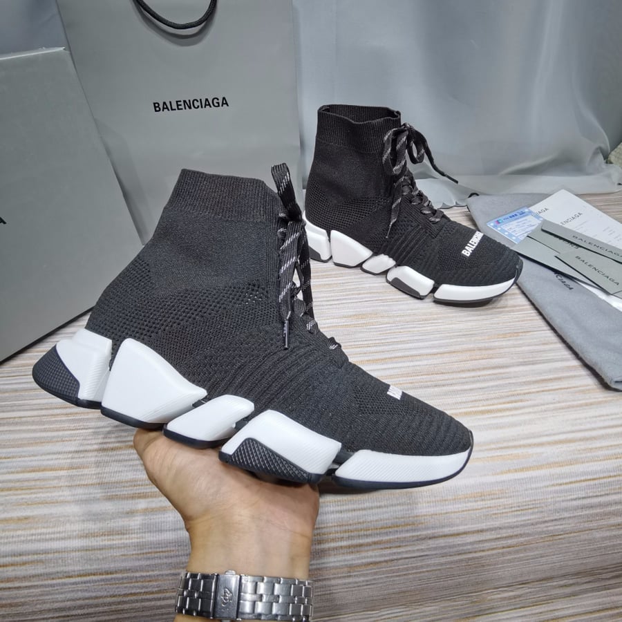 SPEED 2.0 LACE-UP RECYCLED KNIT TRAINERS