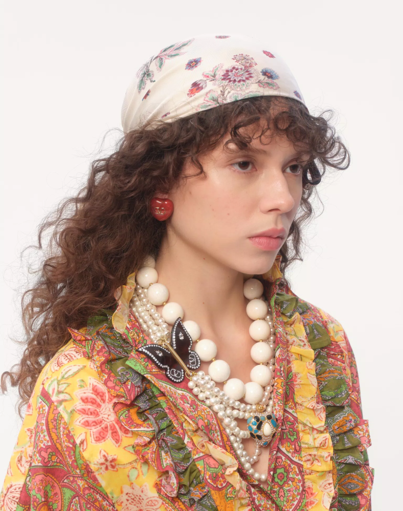 حلق valentino