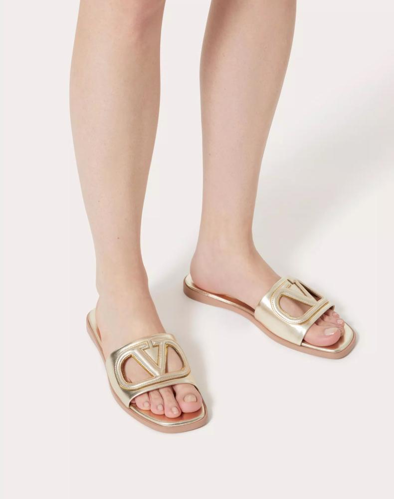 حذاء valentino