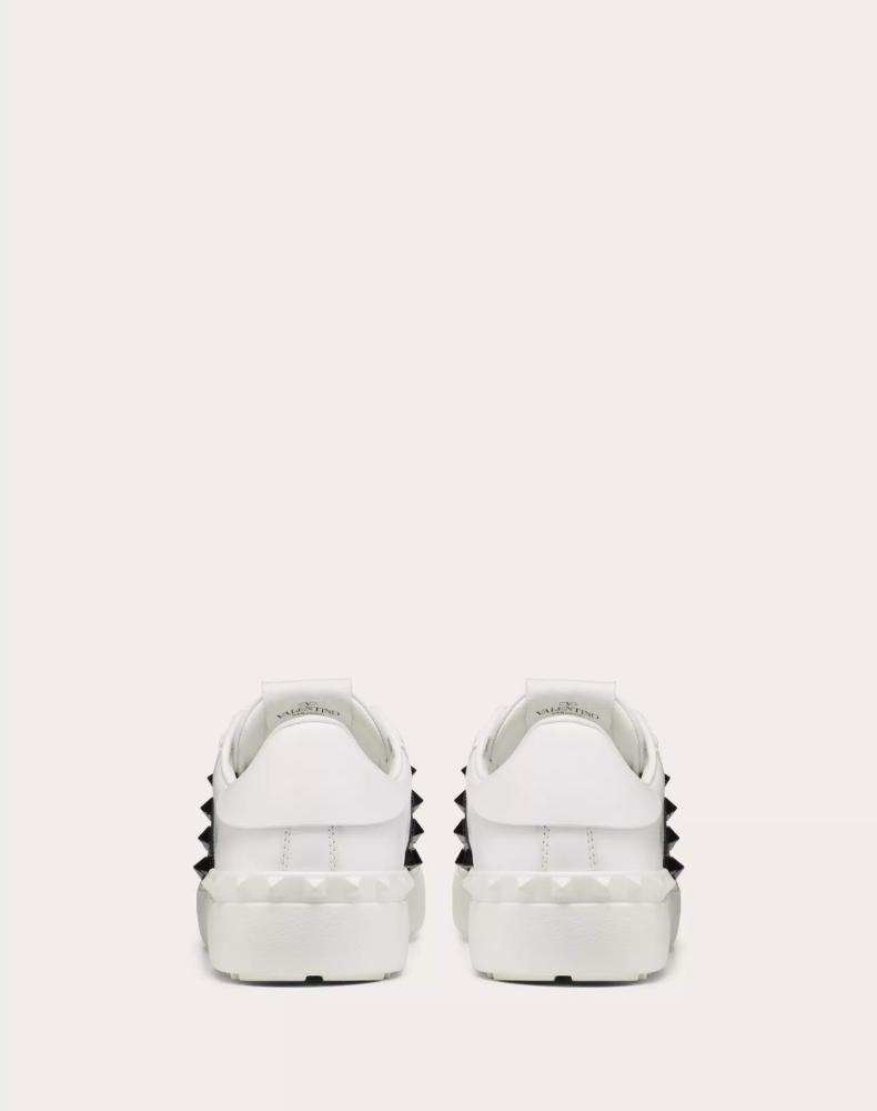 سنيكرز  valentino