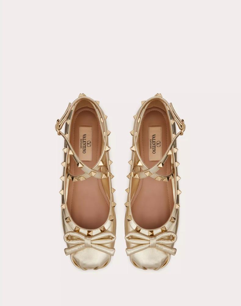 حذاء  valentino
