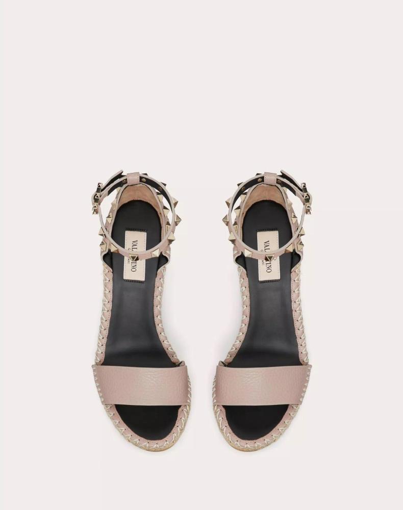 كعب valentino