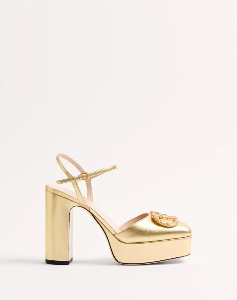 كعب valentino