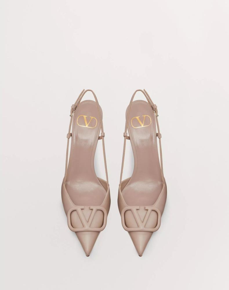 كعب valentino