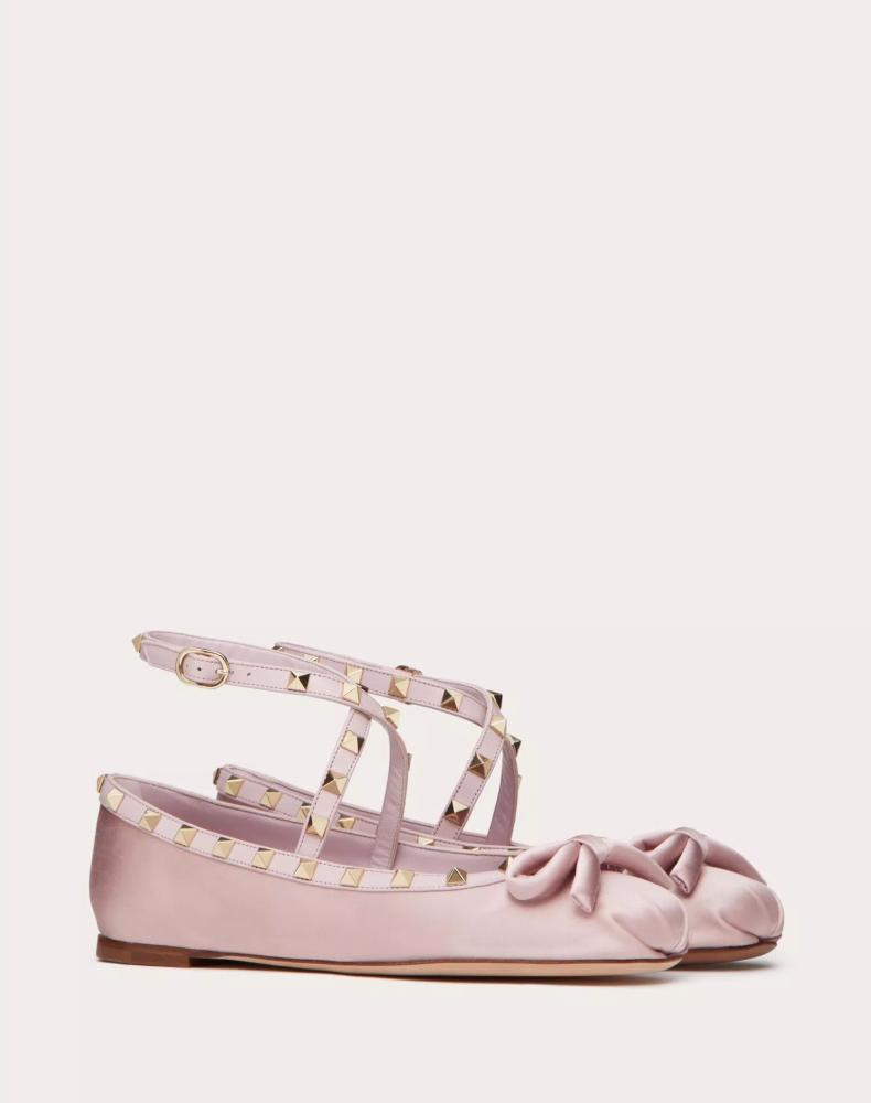 حذاء  valentino