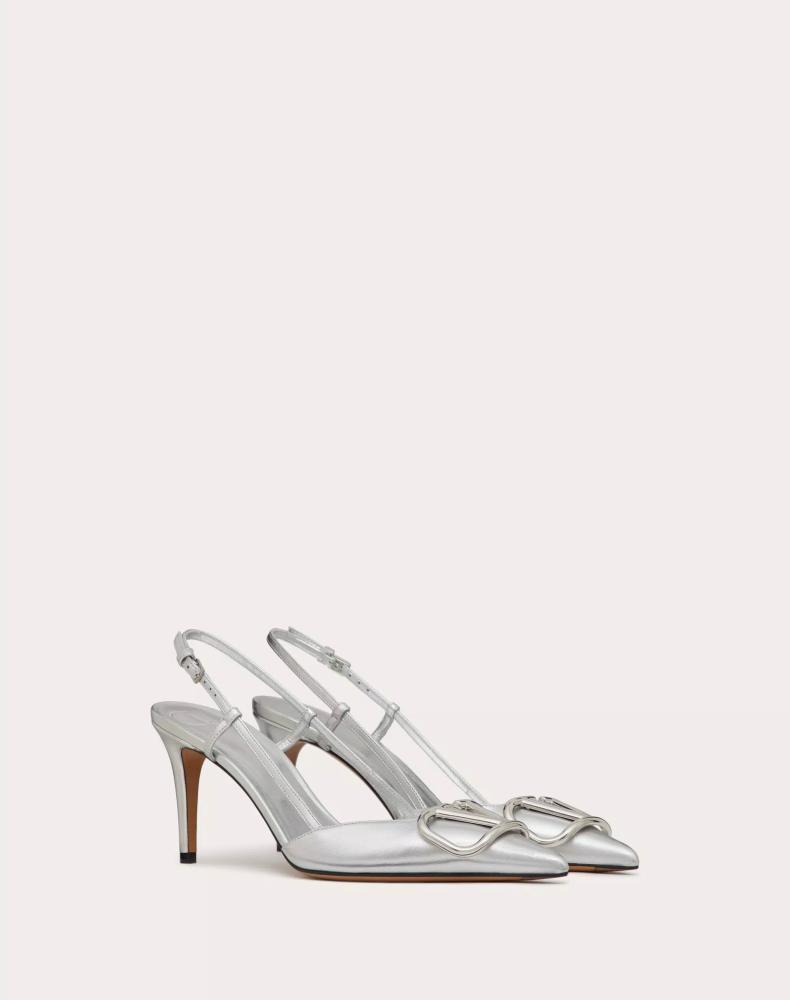 كعب valentino