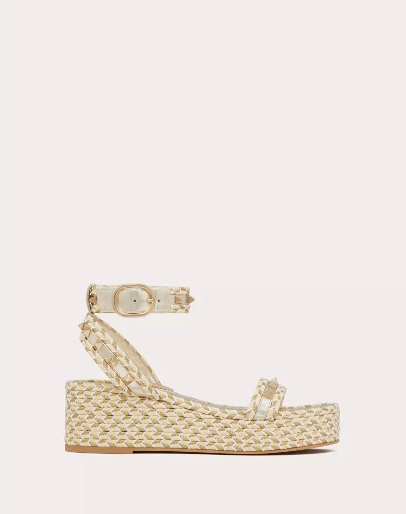 كعب valentino