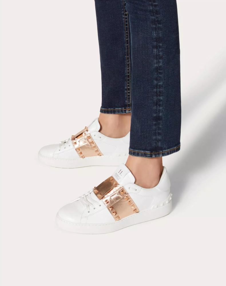 سنيكرز  valentino