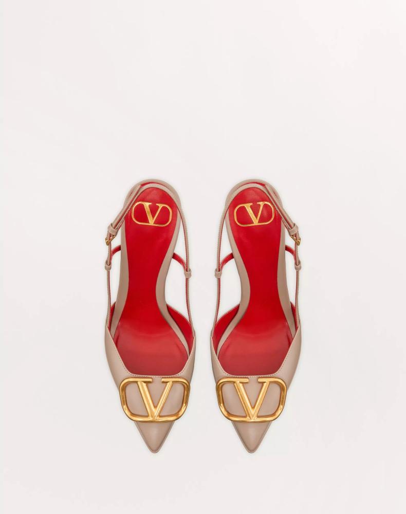 كعب valentino