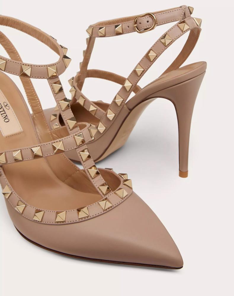 كعب valentino