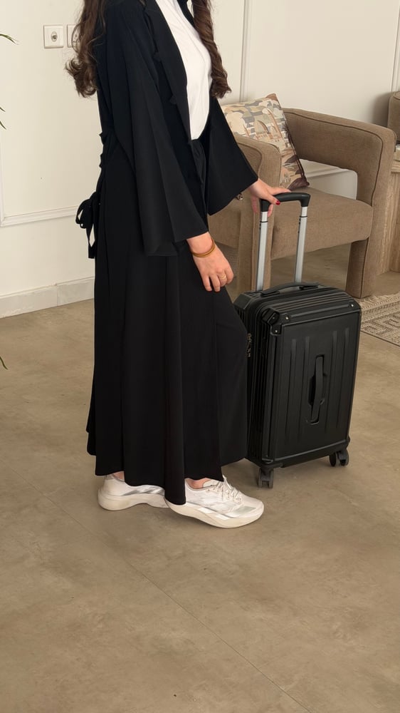 طقم سفر اسود SB2